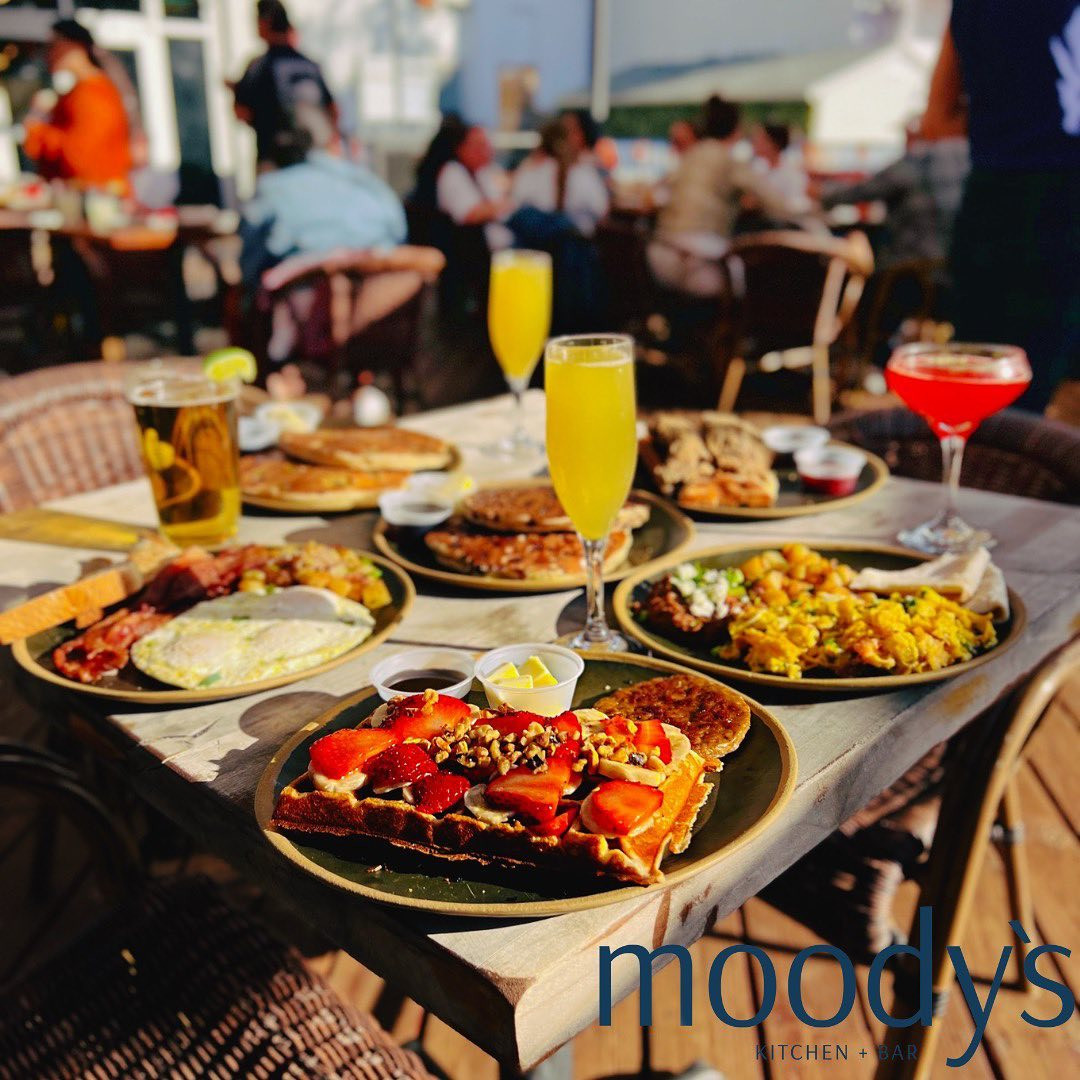 Pizza Moody's Kitchen Bar United States