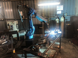 E6-Robot-welding-1024x766.jpeg