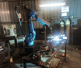 E6-Robot-welding-1024x766.jpeg
