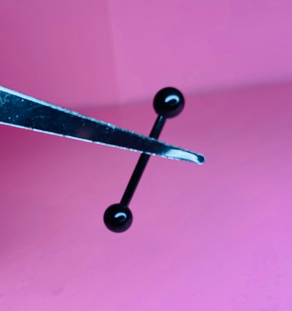 Thumbnail: Basic tongue rings 