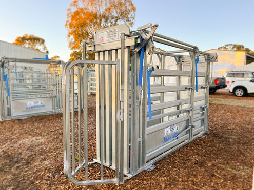 RPM_Livestock_Innovator_Cattle_Crush_Front and Rear Operation Standard