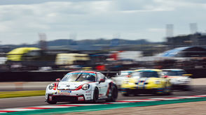 Coates last minute return to the Porsche Carrera Cup GB rewarded by podium finish