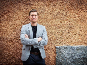 Lääkäri Iiro Välimäki: Nuorten kokema yksinäisyys on kasvava huolenaihe, joka vaatii välitöntä huomiota.