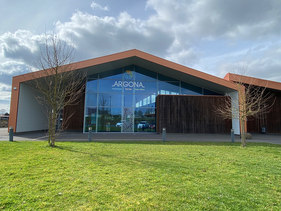 Façade du centre aquatique
