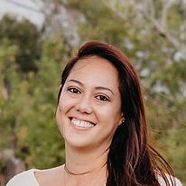 Rachelle Miller Photo.jpg