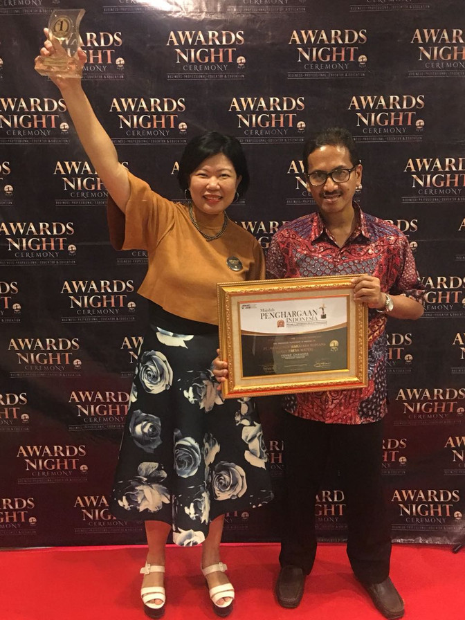 MAJALAH PENGHARGAAN INDONESIA : “DAILY FRESH WATER BISNIS TERBAIK INDONESIA”