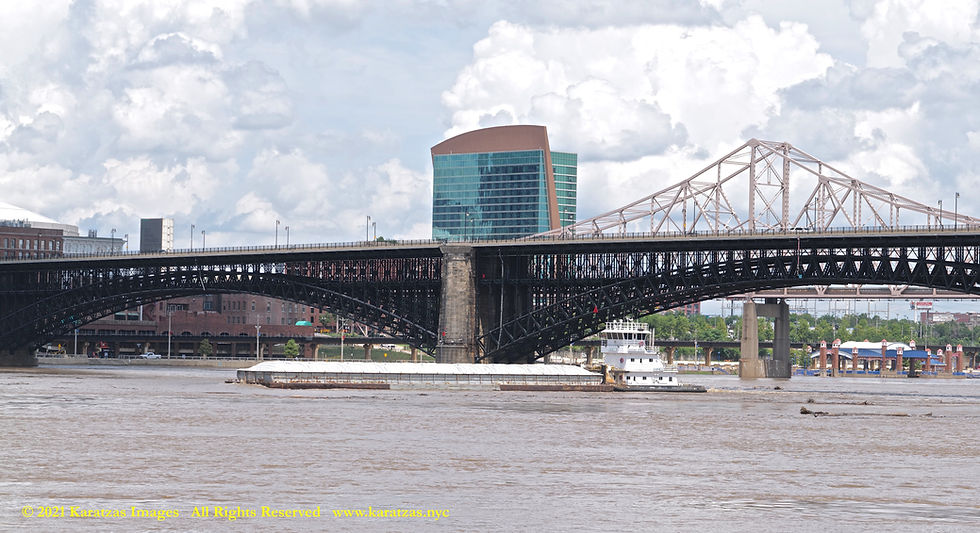 Towboat MV 'Gateway Express' photographed against the Eads Bridge