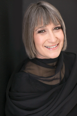 Lorie glamour 11.19.40 AM