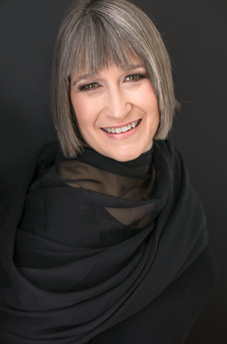 Lorie glamour 11.19.56 AM