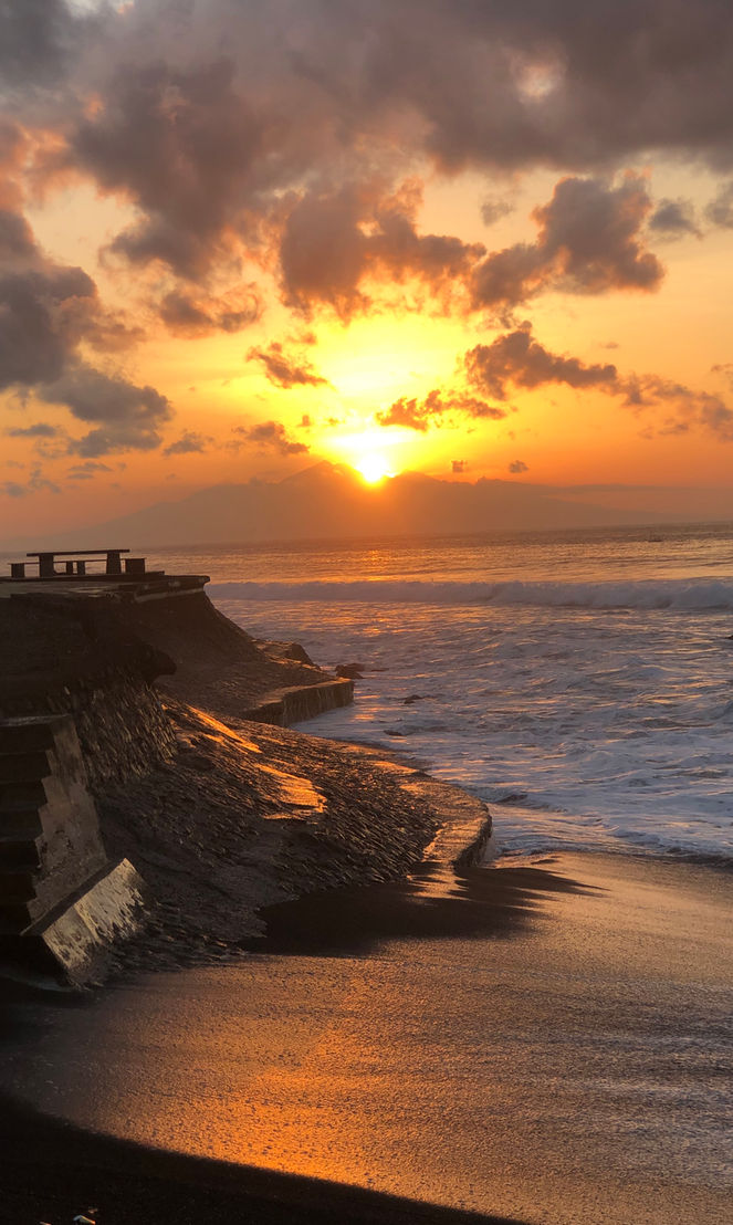 Secret Moon Beach House Bali, Jasri Bay