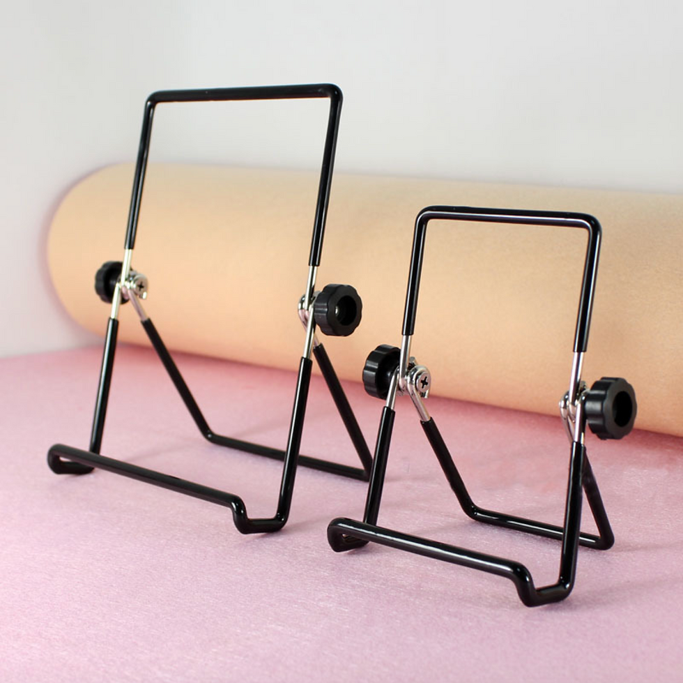 Thumbnail: Gadget Stand
