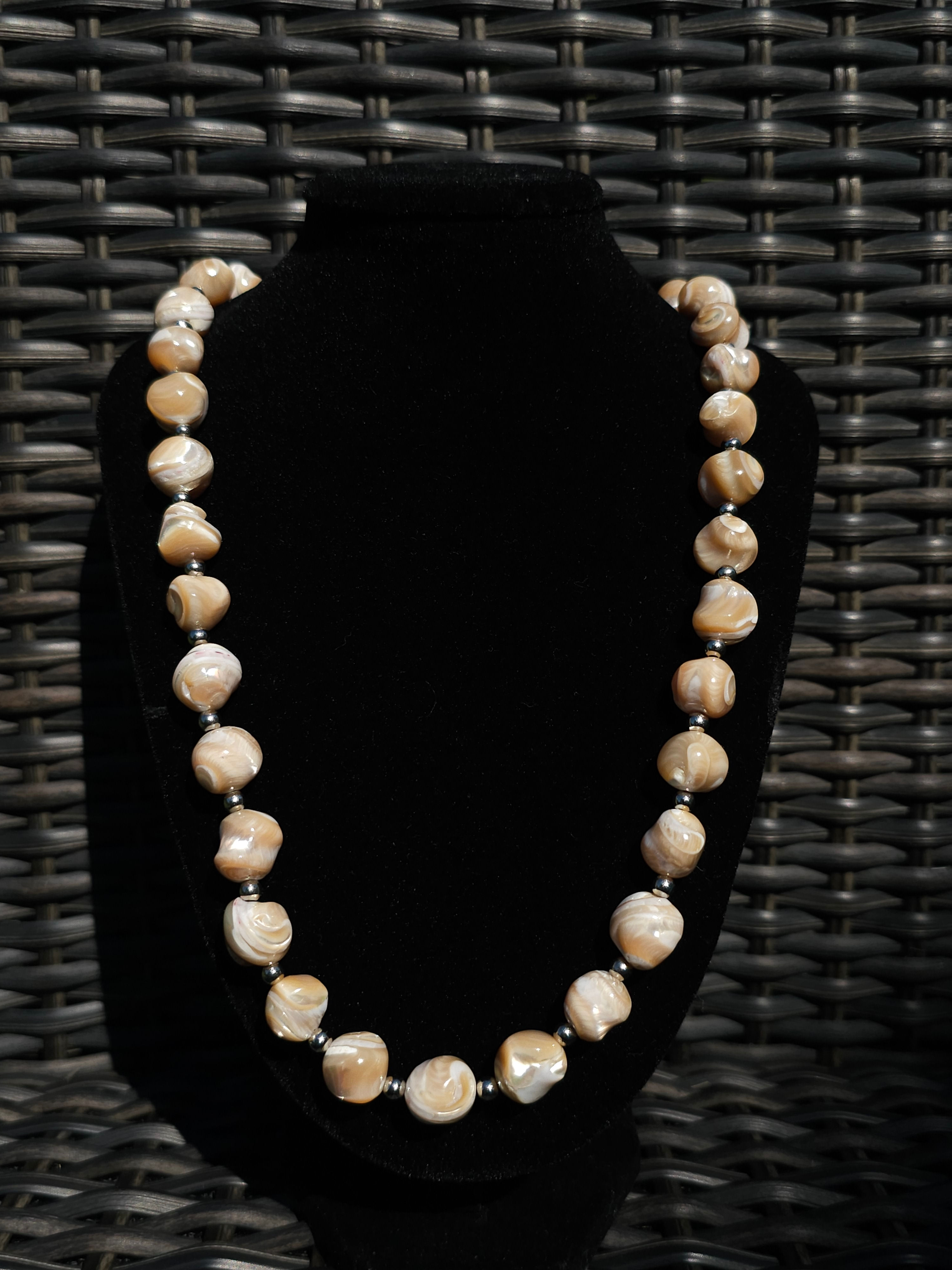 Beige Trochidae Shell Centers Tumble/Free Form Elegance Necklace
