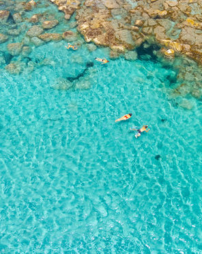 Escursione in barca in Sardegna: sosta snorkeling presso la spiaggia di Guidi a Carloforte