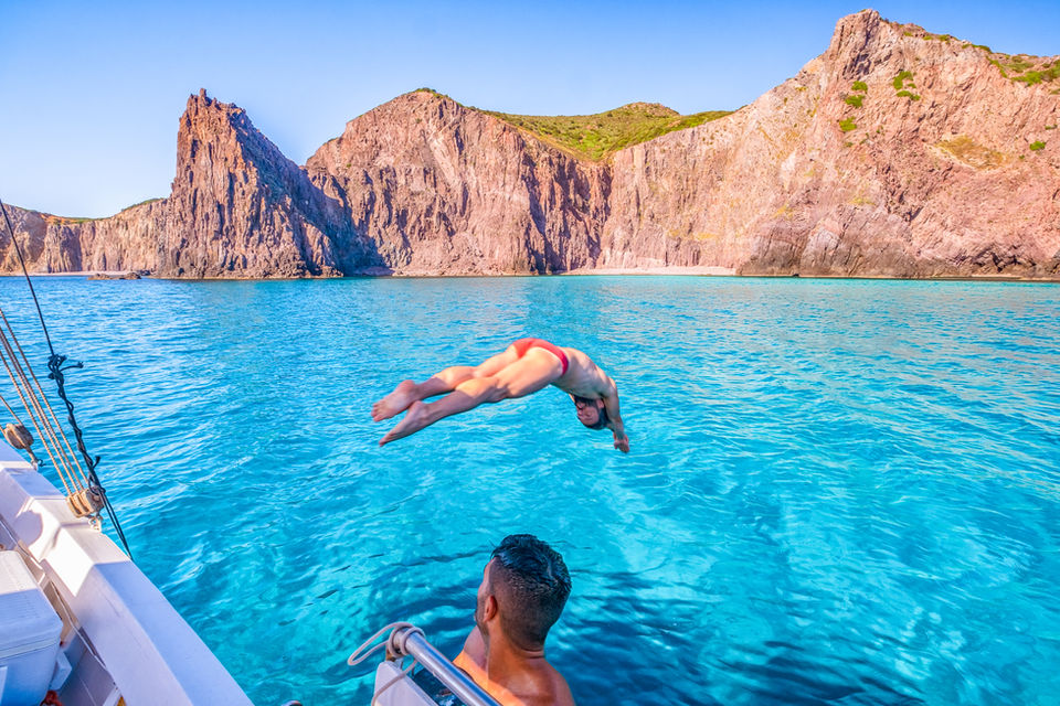 Sardegna, escursione in barca a Carloforte, sosta nuoto e snorkeling alle Spine