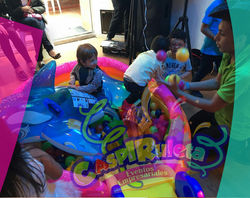 piscina de pelotas.JPG