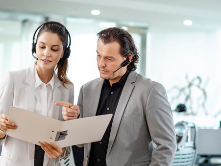 Redefine Your Workspace: Yealink Announces New WH6 Series DECT Wireless Headsets X UC Workstation