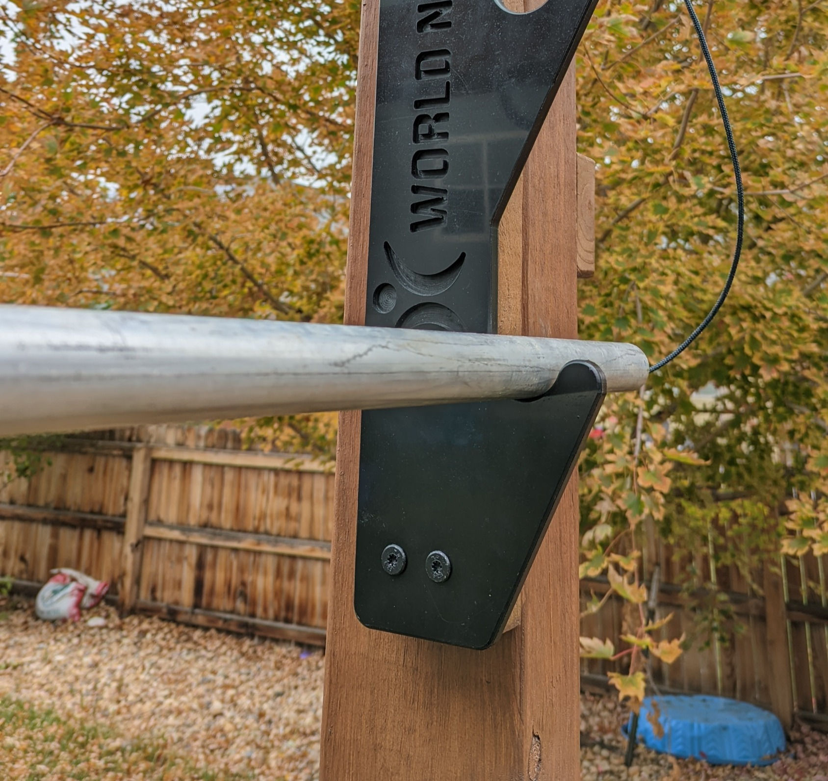 Salmon Ladder Bar / Flying Bar