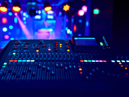 Just How High is the Glass Ceiling for Women in Sound Technology?