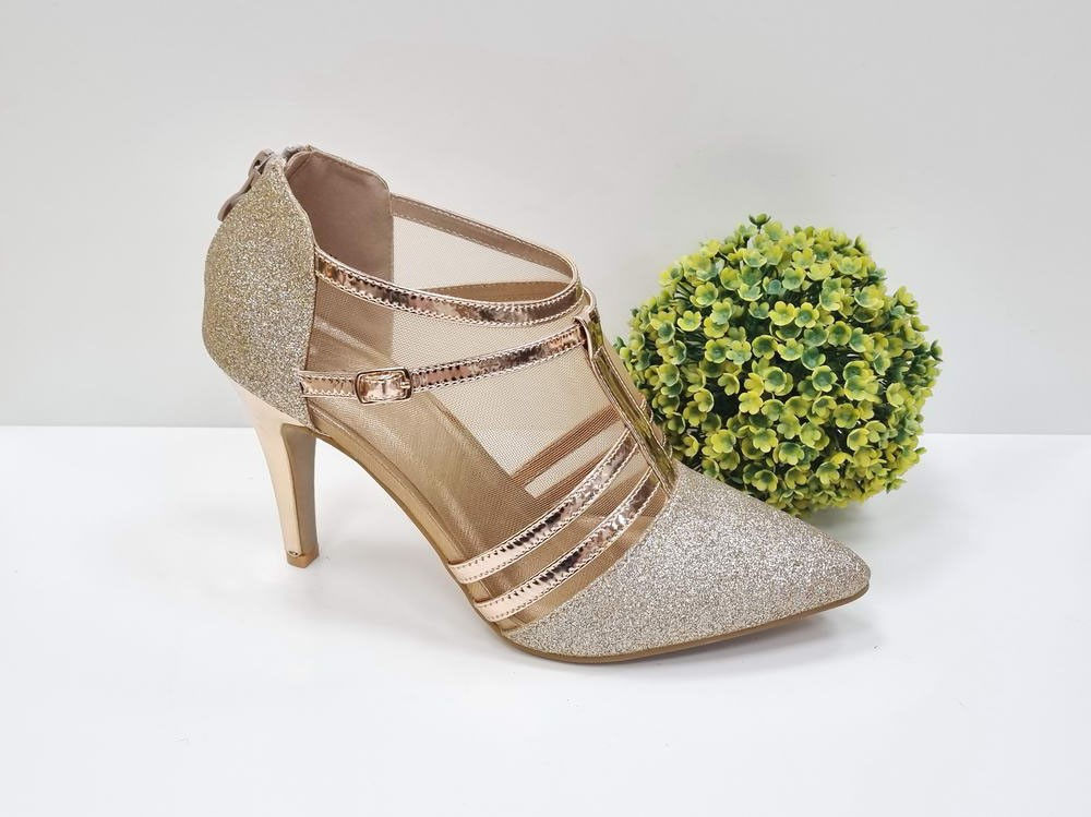 Pointed Toe Patent Heels Rose Gold