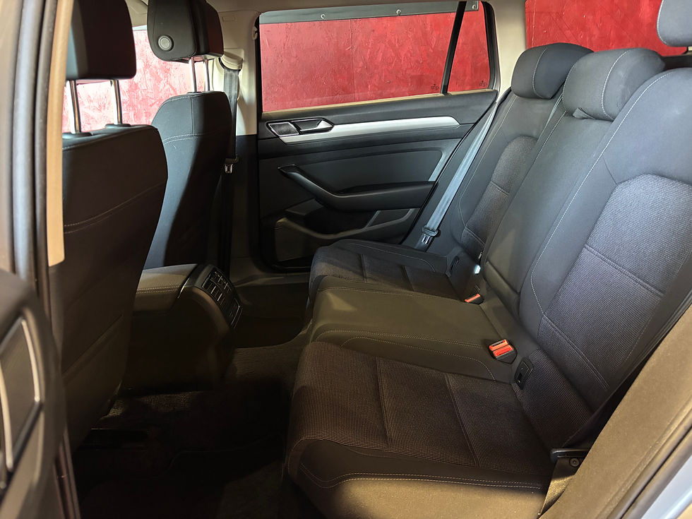 VolkswagenPassat-ES23-5.jpeg