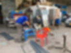 חוויית עבודה עם ברזל בעמלניה – חיתוך, ריתוך והשחזה ליצירת פסלוני מתכת ופריטי עיצוב אישיים.
