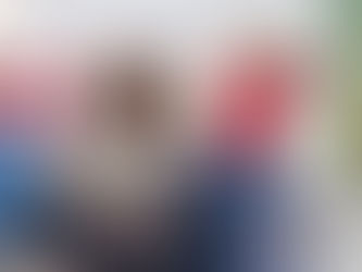 Estou trabalhando enquanto meu filho está de férias: como lidar com a culpa