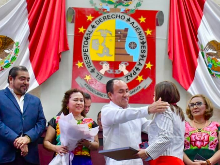 Presidenta de México Ampárame, Arqa. Mónica Santiago, galardonada por el Congreso de Oaxaca con la Medalla Juana Catalina Romero Egaña