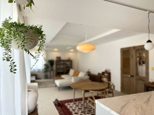 アンティーク素材でフルリフォーム