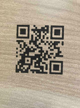 QR code op hout