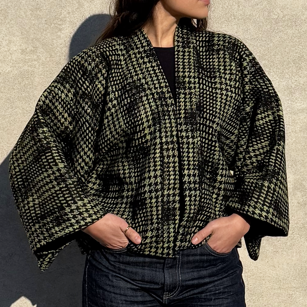 Thumbnail: Urban Zen Kimono