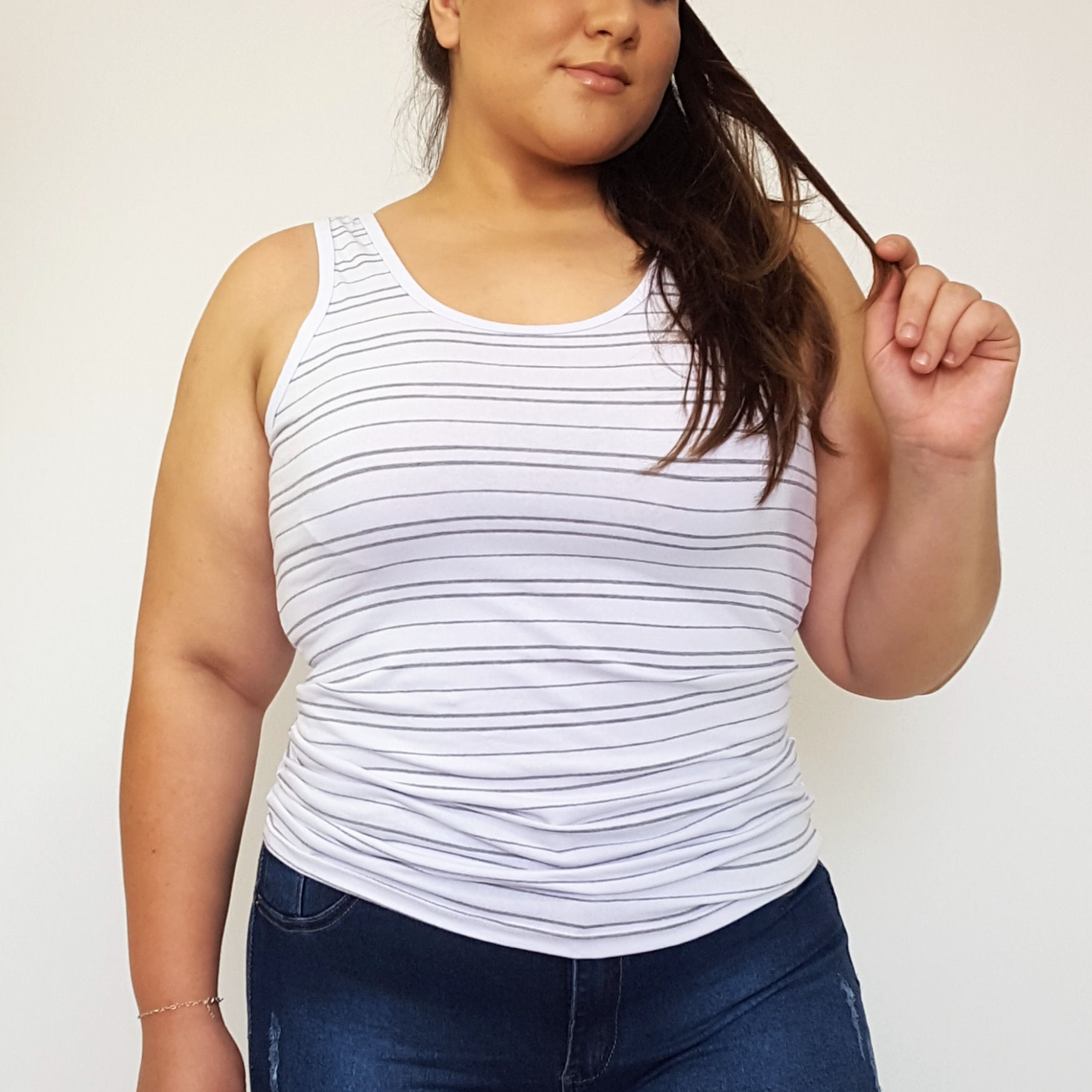 Camiseta de Malha Plus