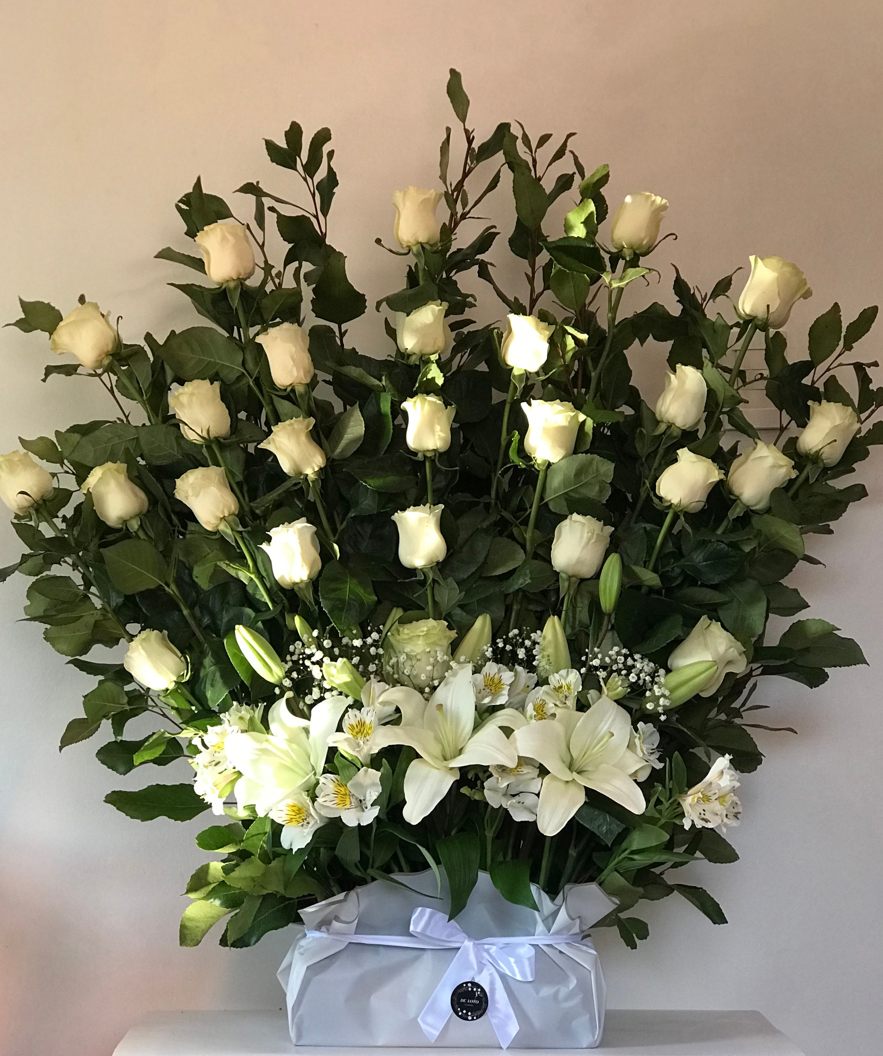 Arreglo 25 Rosas Blancas