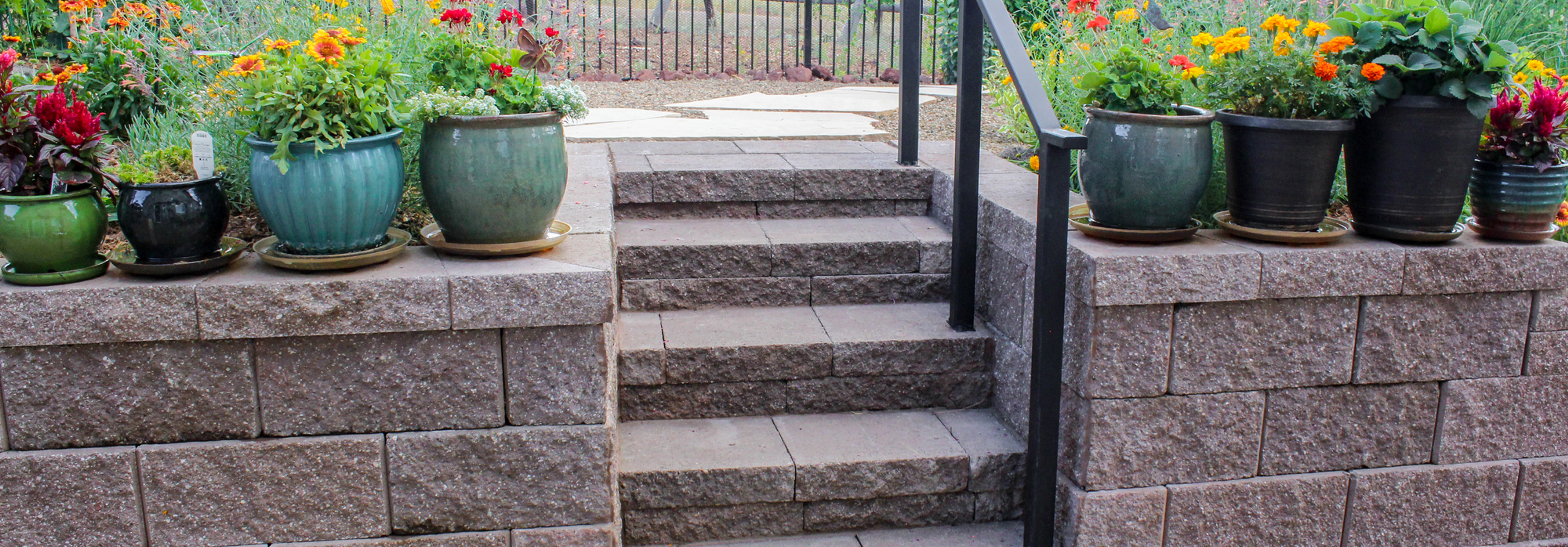 Retaining wall and stairs in Flagstaff, AZ