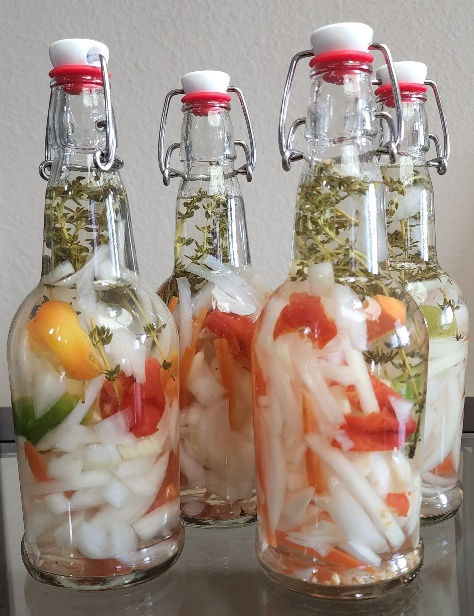 VINEGAR BASED HOT SAUCE - MASON JAR