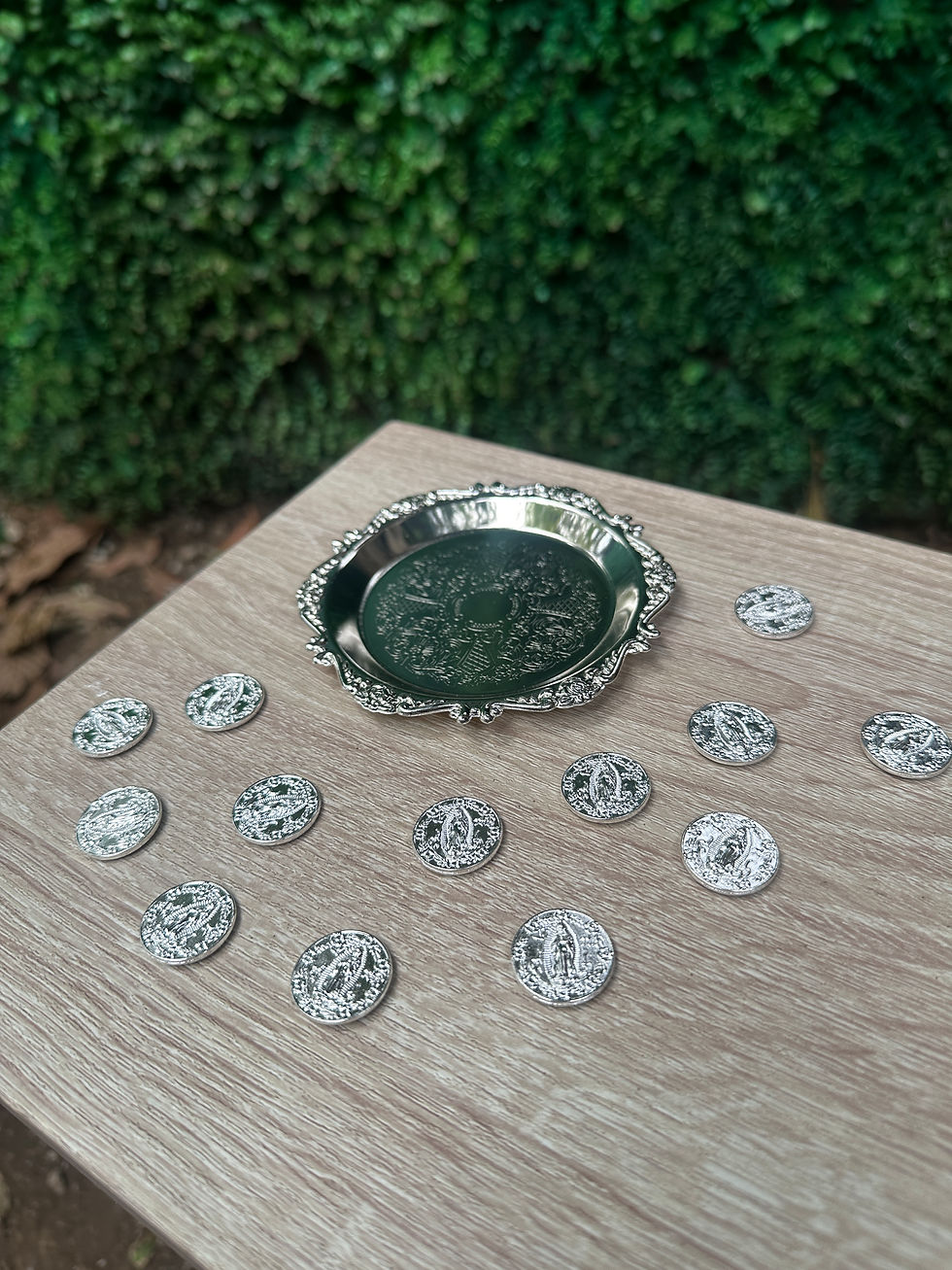 Miniatura: Arras de metal con la imagen de la virgen de Guadalupe en 3D con charolita 