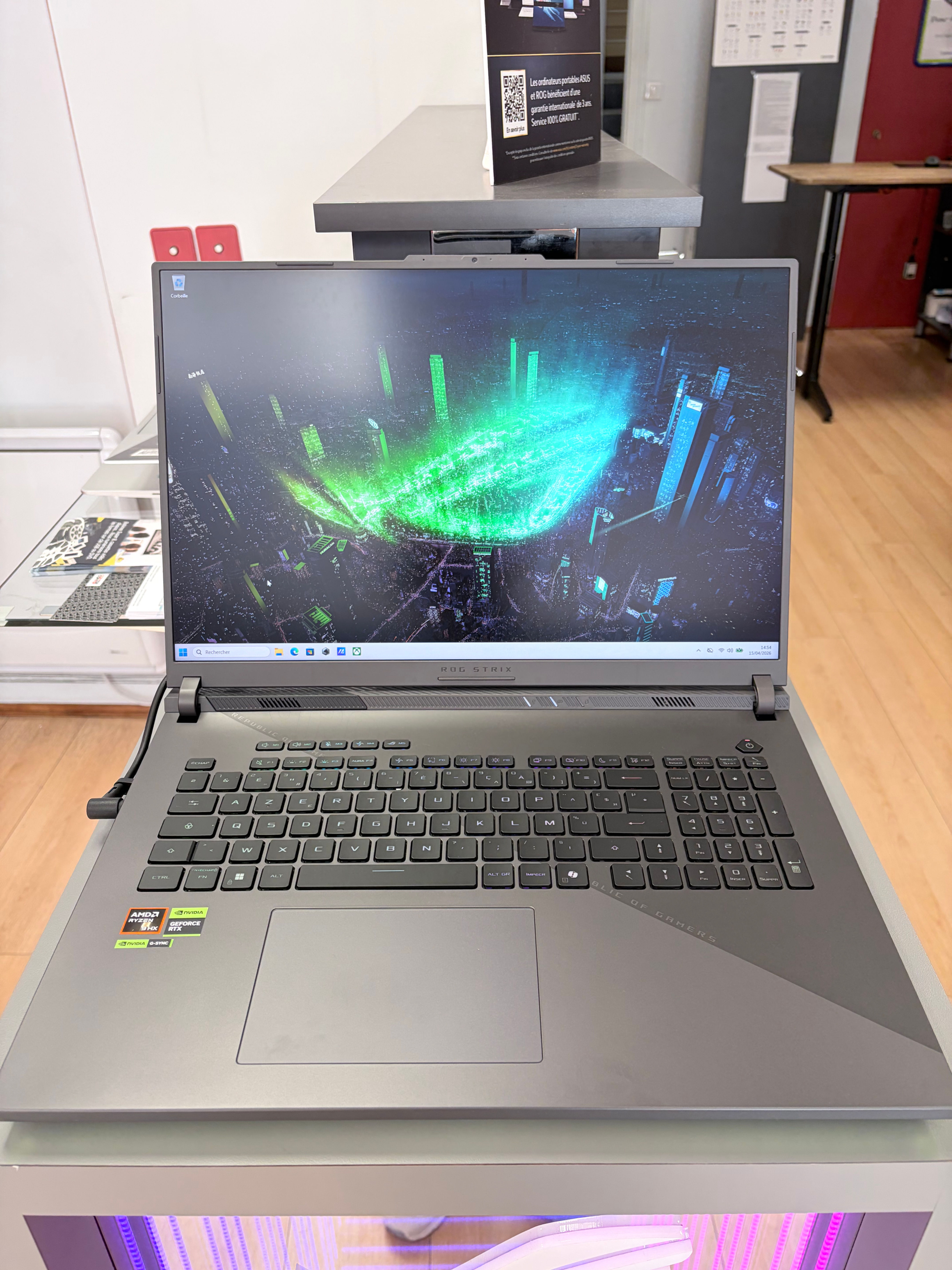 PORTABLE ASUS ROG Strix G18 G814PM-S9010W