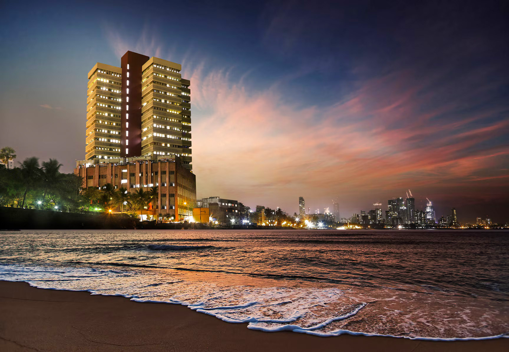 P D Hinduja Hospital, Mahim