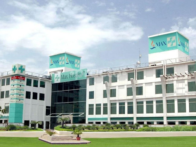 Max Super Specialty Hospital, Gurugram