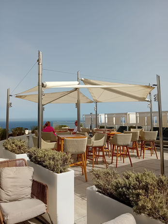 Instal·lació de veles, hotel Marina