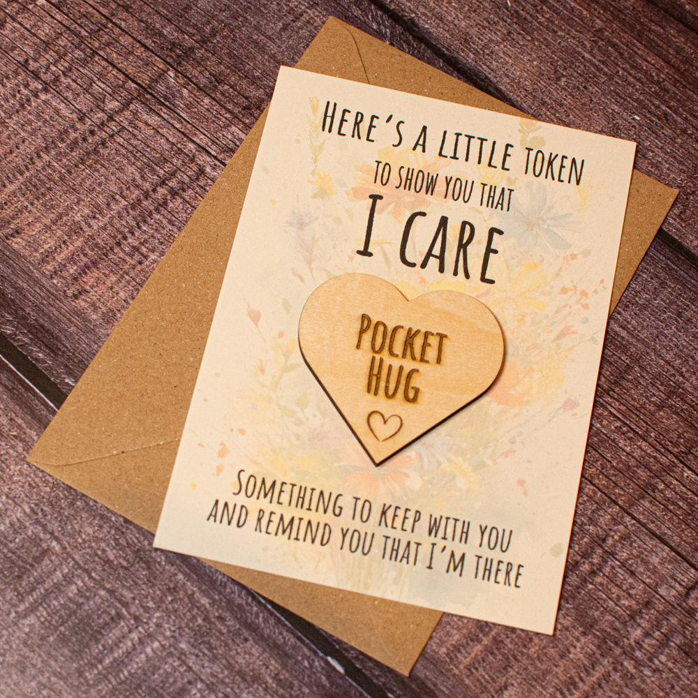 Large Pocket Hug Token And Card - Flowers