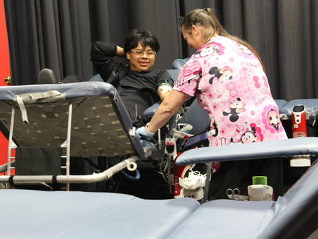 West High Students Donate Crimson to Save Lives 