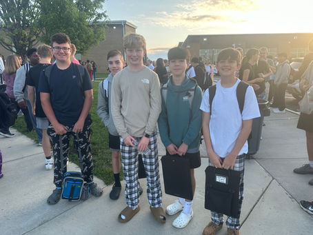 Spirit Week : Pajama Day/Tailgate