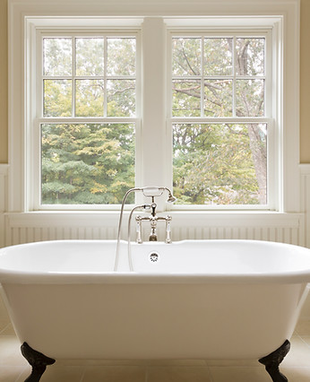 Bathtub With Window