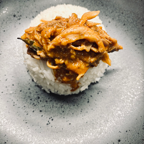 SRI LANKAN MUSHROOM CURRY WITH STEAMED RICE