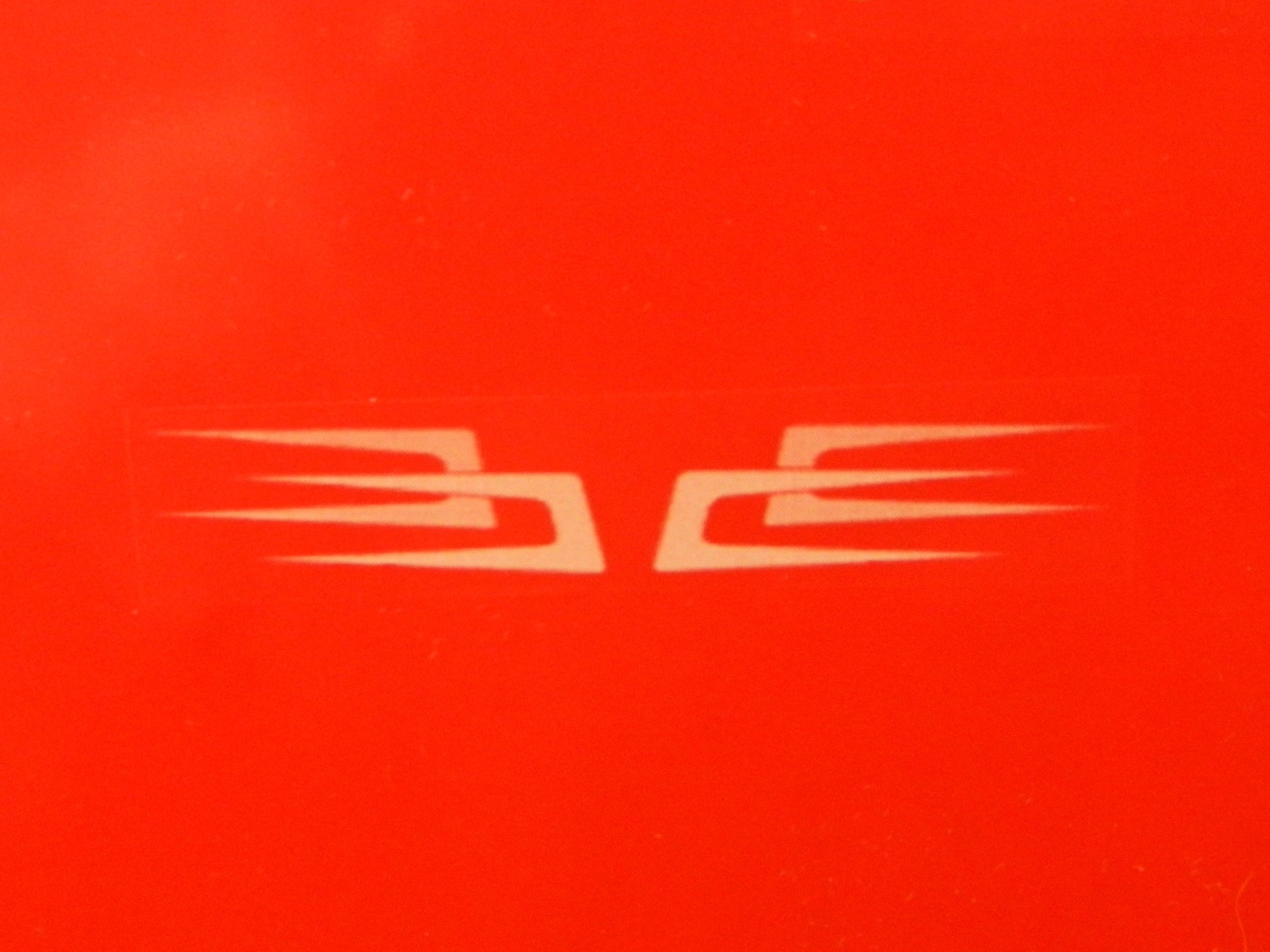 1:50 Scale Dutch Arrows (White)