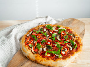 Sauerteig Pizza im Backofen selber machen!