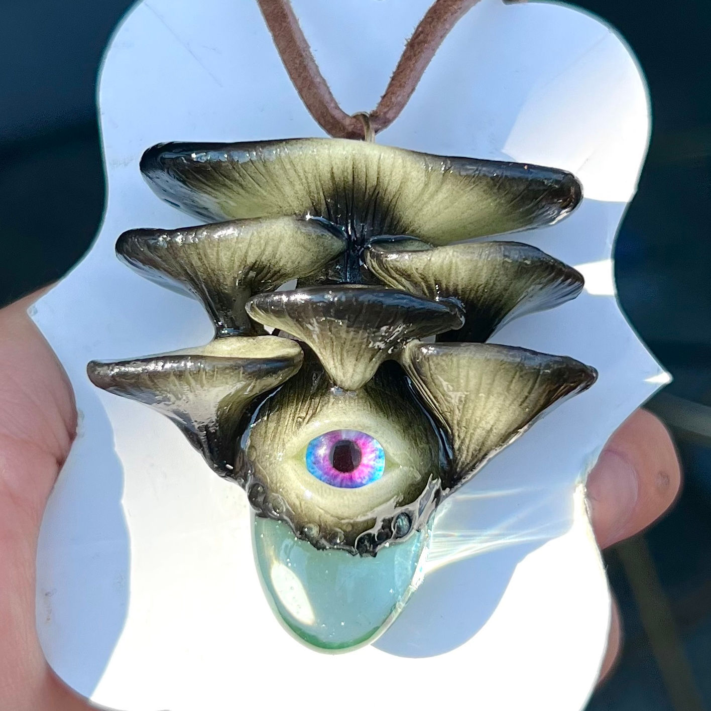 Goth spooky oyster + Obsidian 