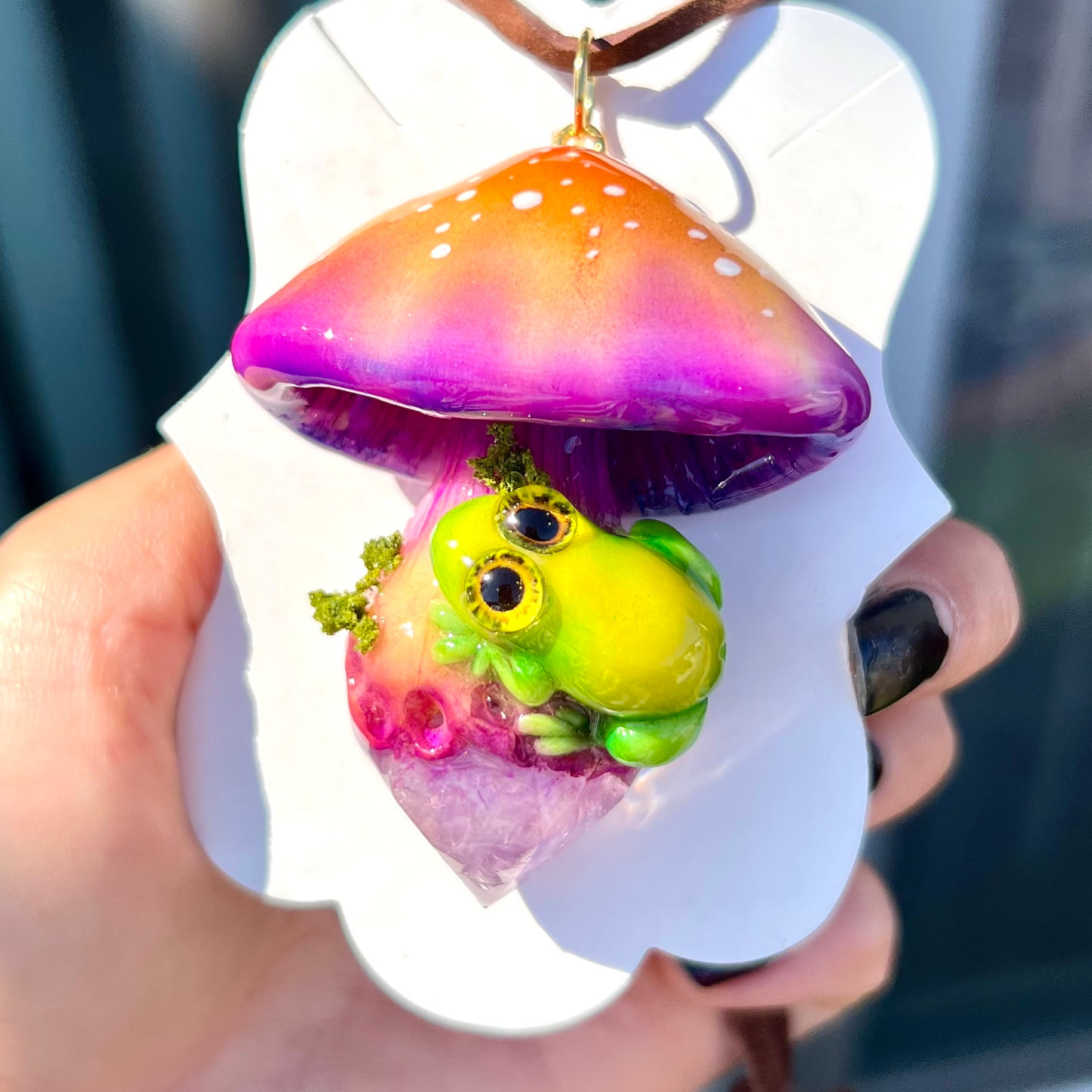 Little frog on Psilocybin Purple gills