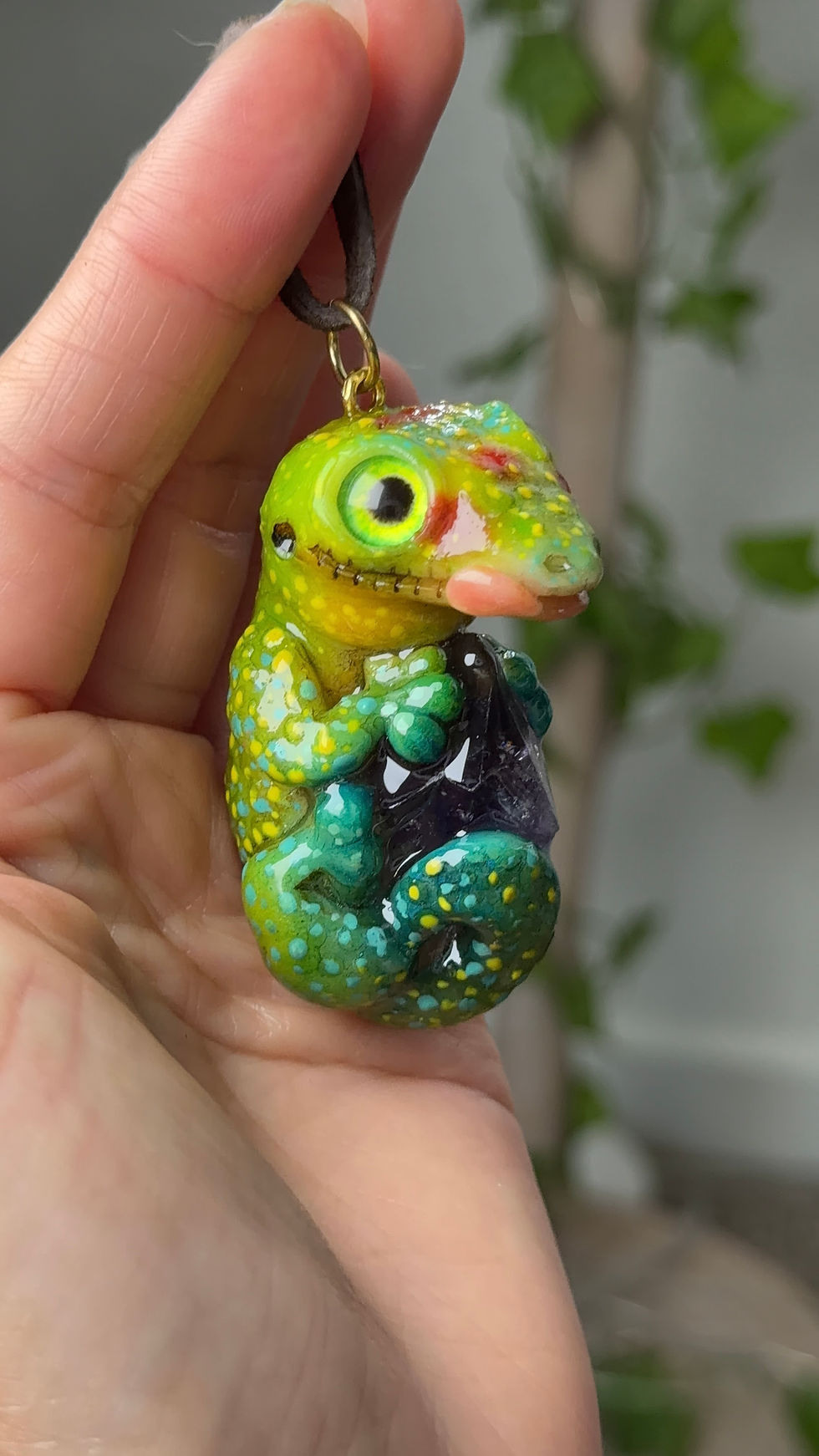 Thumbnail: Guardian Colorful Day Gecko