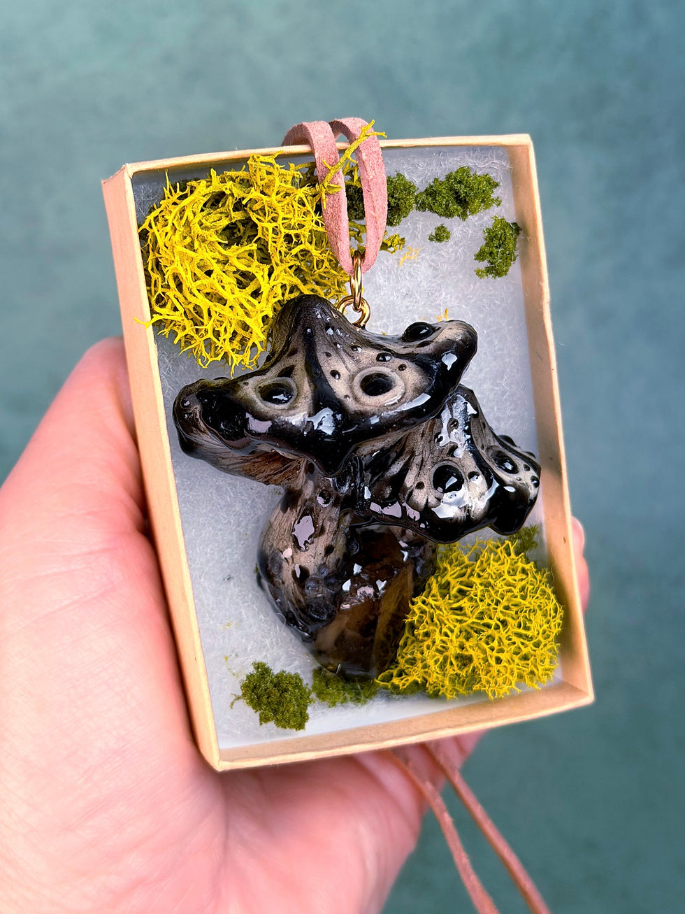 Thumbnail: Spooky goth inky cap pendant 